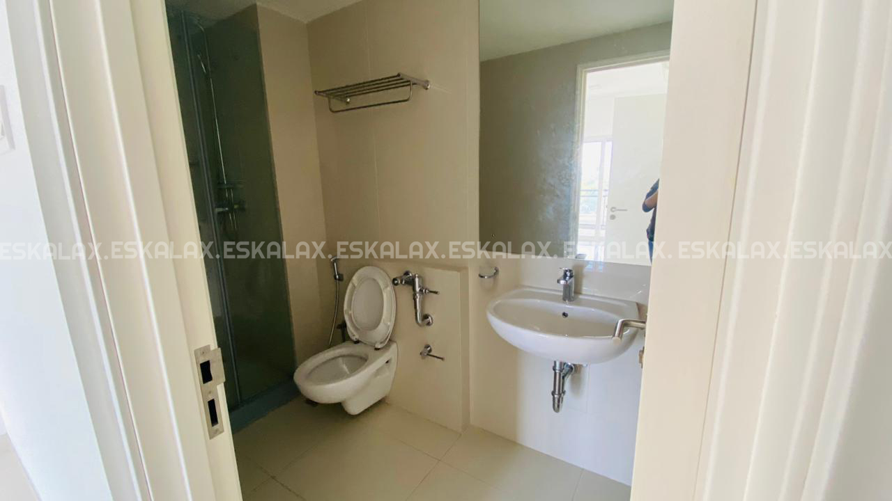 Brand New 3BR Apartment For Rent in Koswatta
