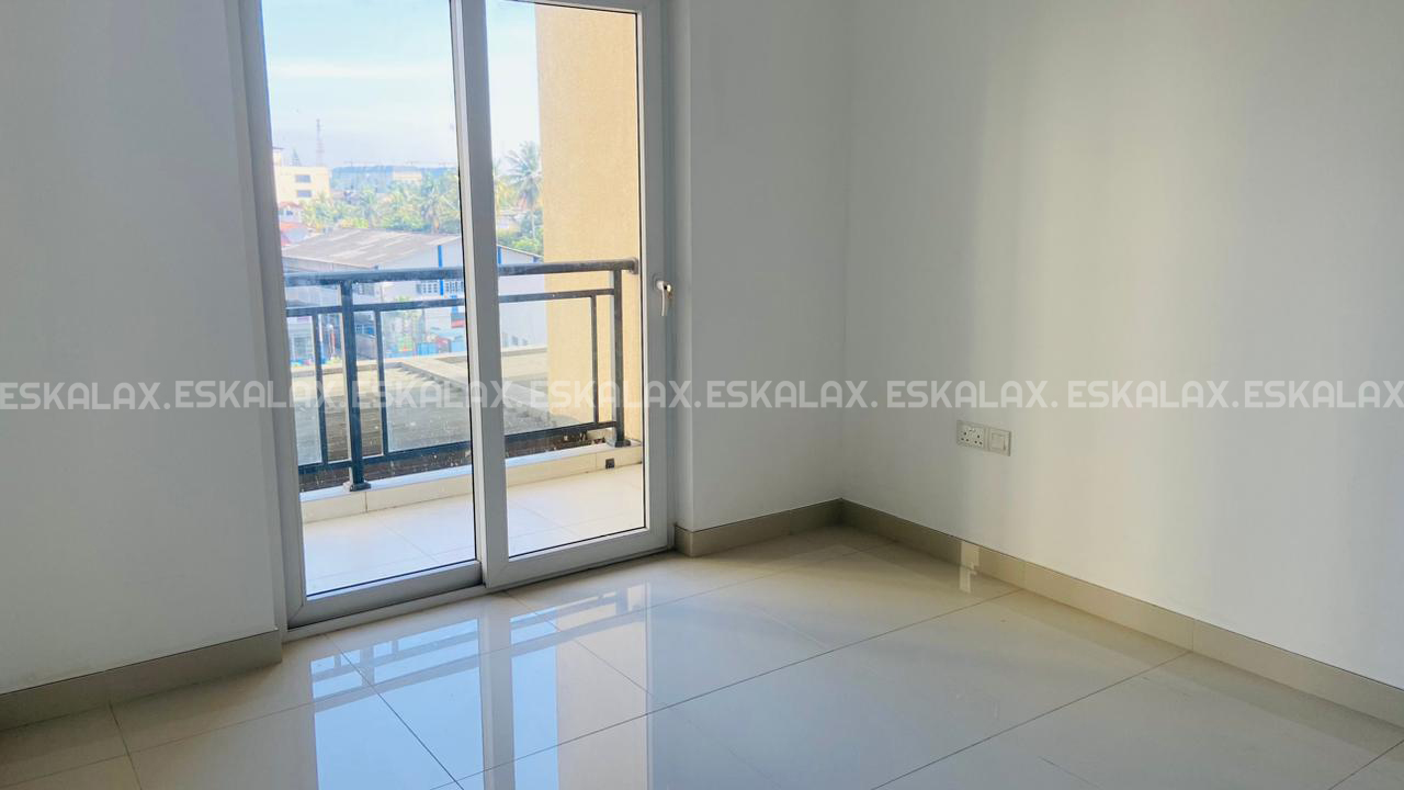 Brand New 3BR Apartment For Rent in Koswatta