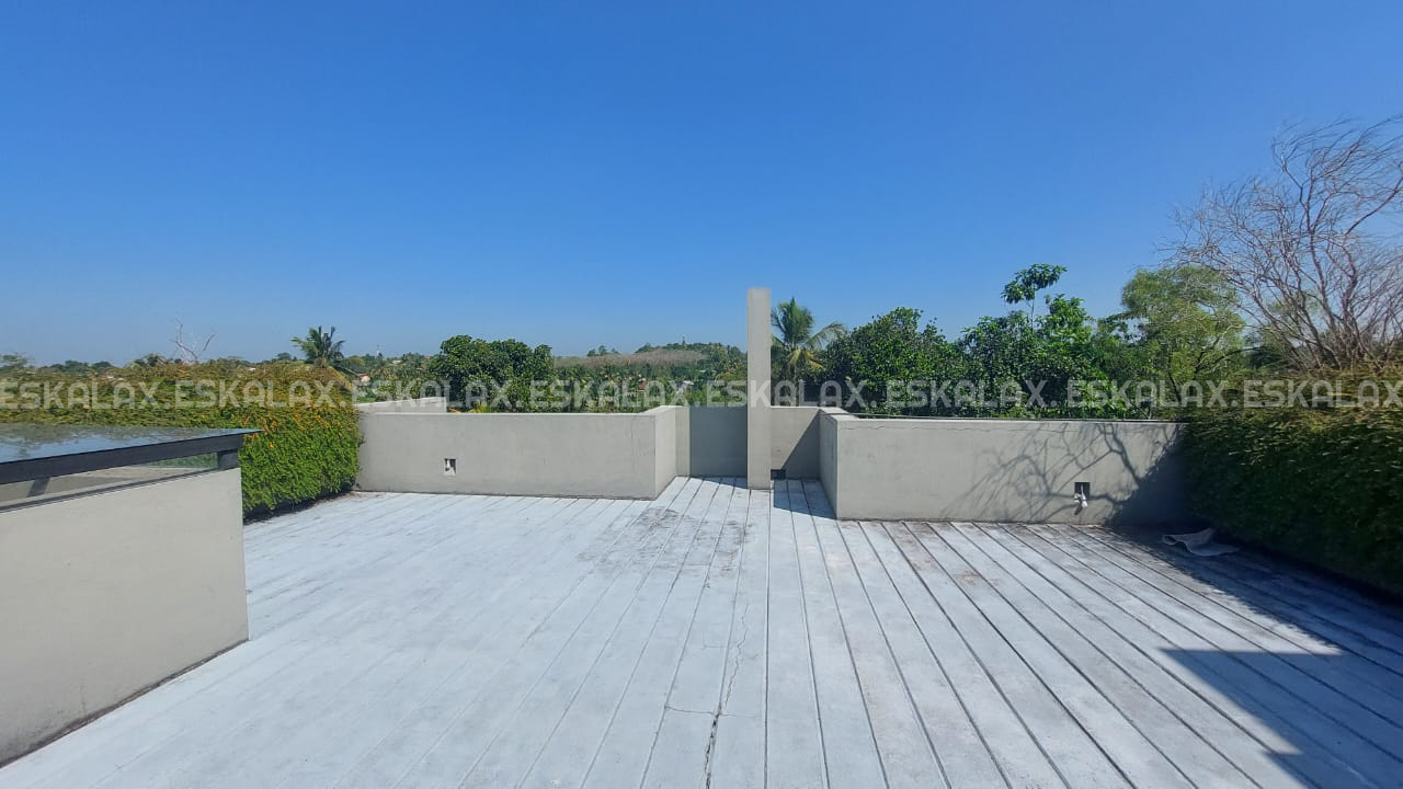 WhatsApp Image 2023-08-28 at 19.00.34 Two Story Luxury House For Rent in Kottawa