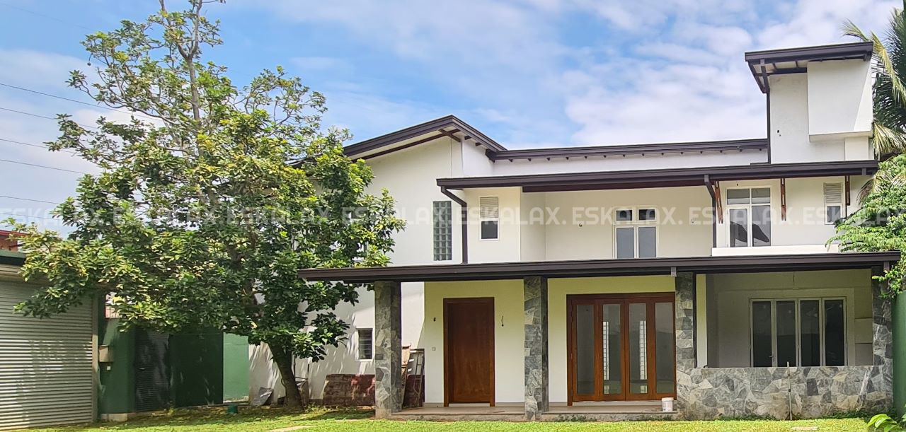 2 Story Brand New House For Sale in Thalawathugoda