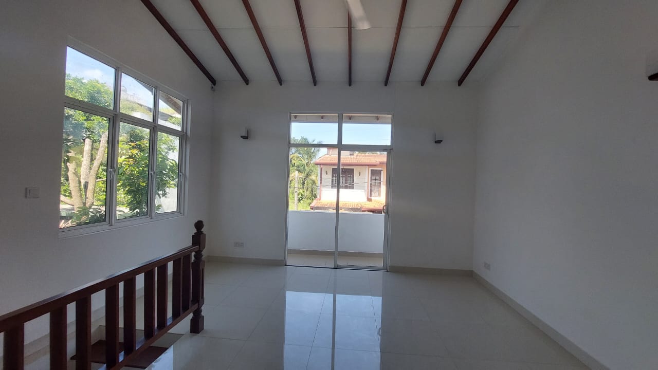 2 Story Brand New House For Sale in Thalawathugoda