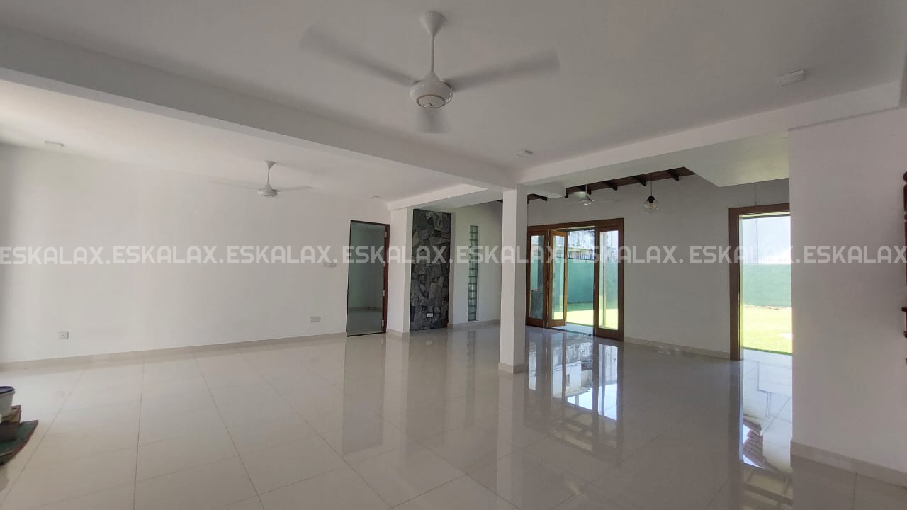 2 Story Brand New House For Sale in Thalawathugoda