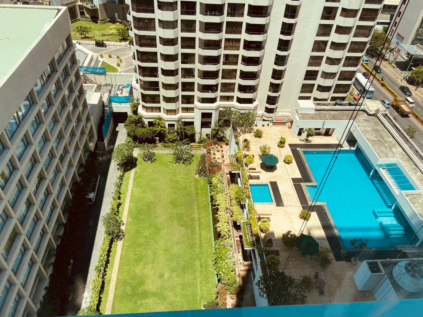 WhatsApp Image 2023-09-28 at 21.04.51 (1) Emperor Apartment For Sale in Colombo 3