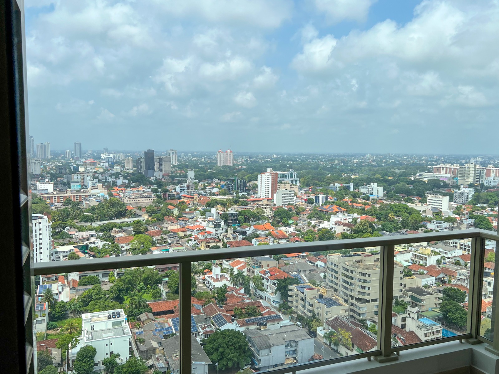 WhatsApp Image 2023-10-19 at 11.15.33 The Grand 2BR Apartment For Sale in Colombo 7