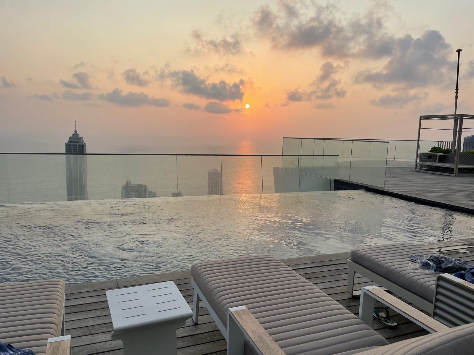 WhatsApp Image 2024-04-01 at 11.02.29 AM (5) Altair Luxury 3BR Apartment for Sale in Colombo 2