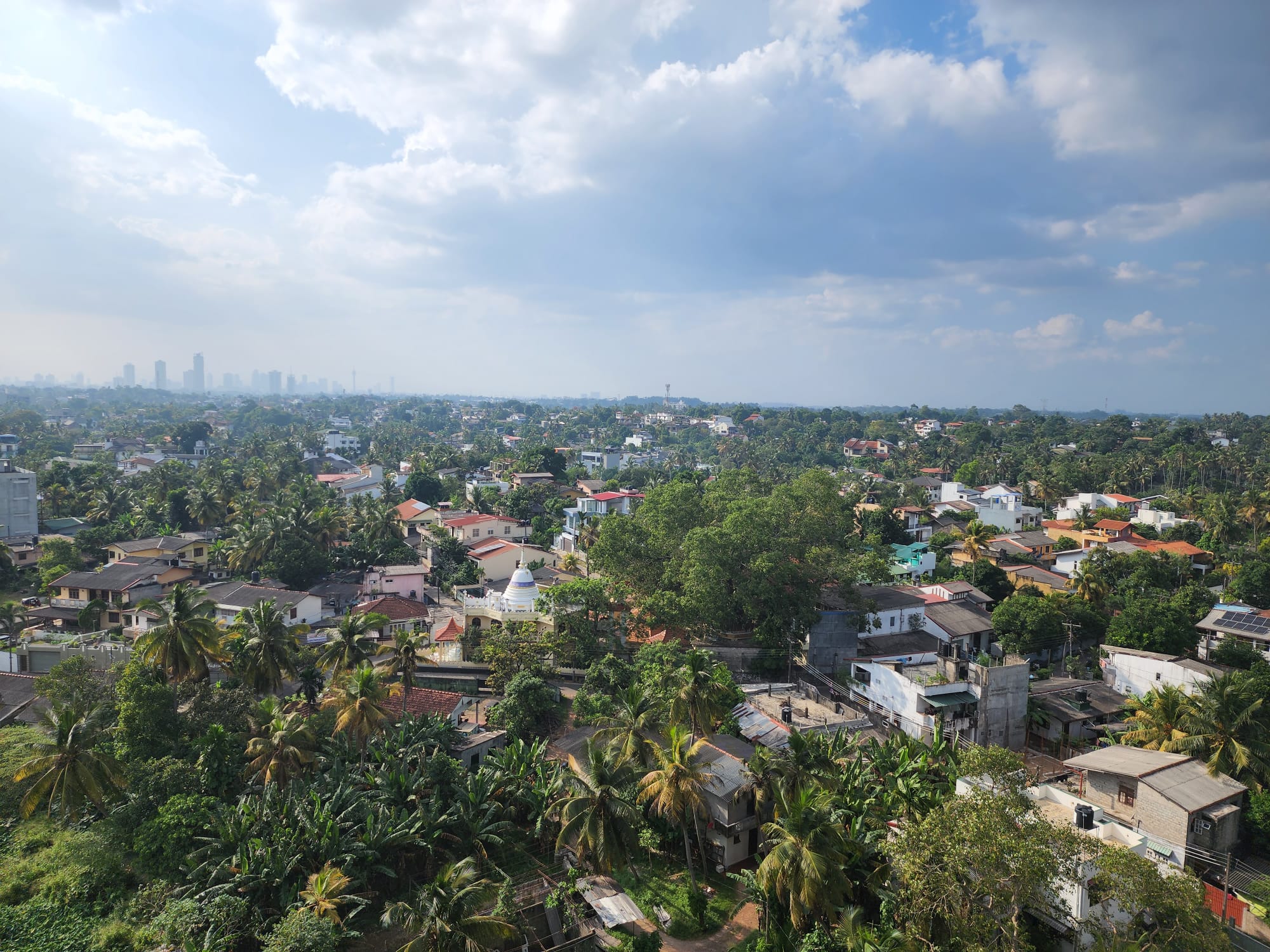 Urban Homes Apartment For Sale in Battaramulla