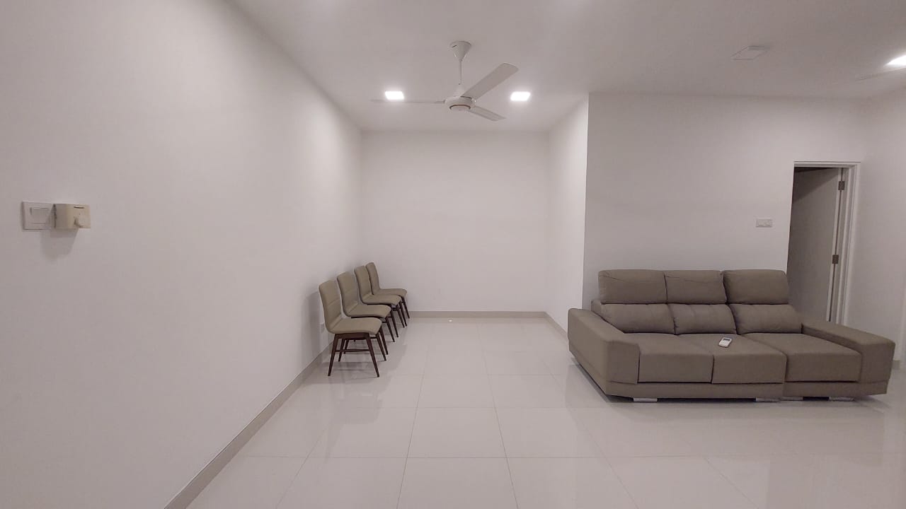 Urban Homes Apartment For Sale in Battaramulla