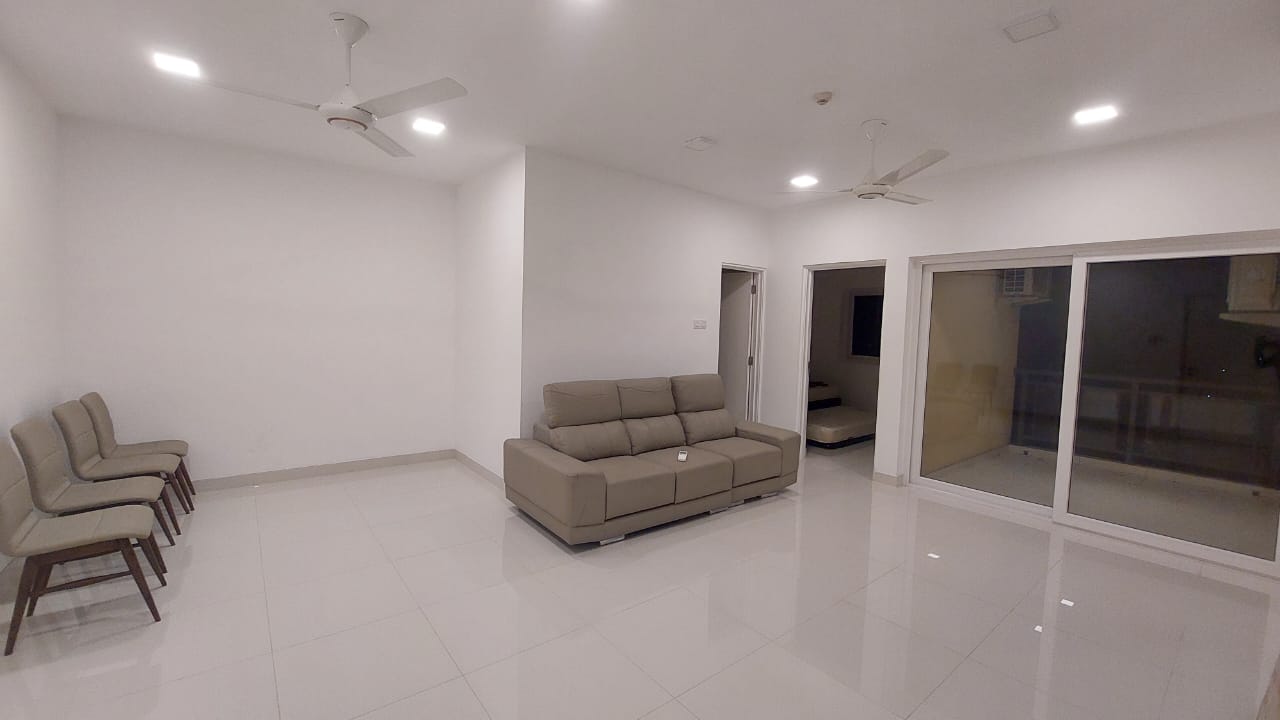 Urban Homes Apartment For Sale in Battaramulla