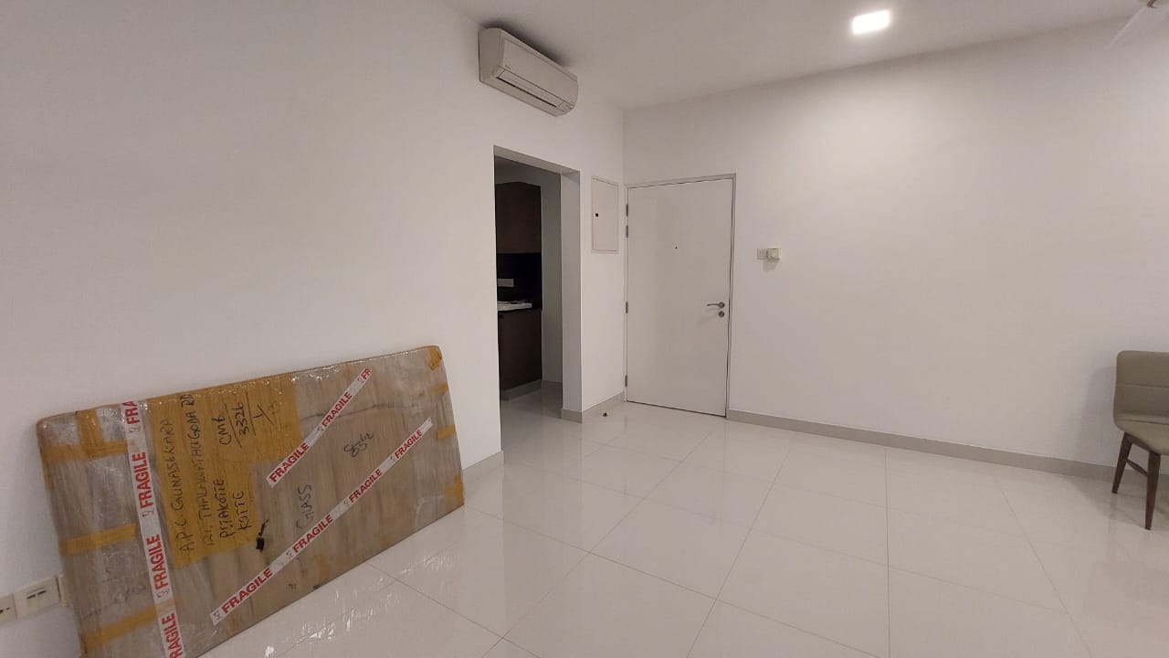 Urban Homes Apartment For Sale in Battaramulla