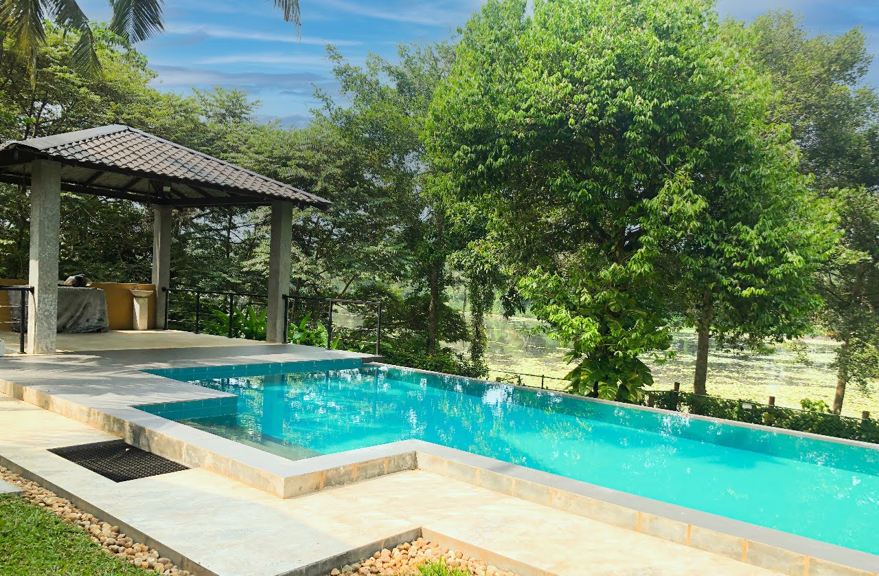 WhatsApp Image 2024-07-14 at 09.29.06 (1) Unique Boutique Villa For Sale in Bandaragama