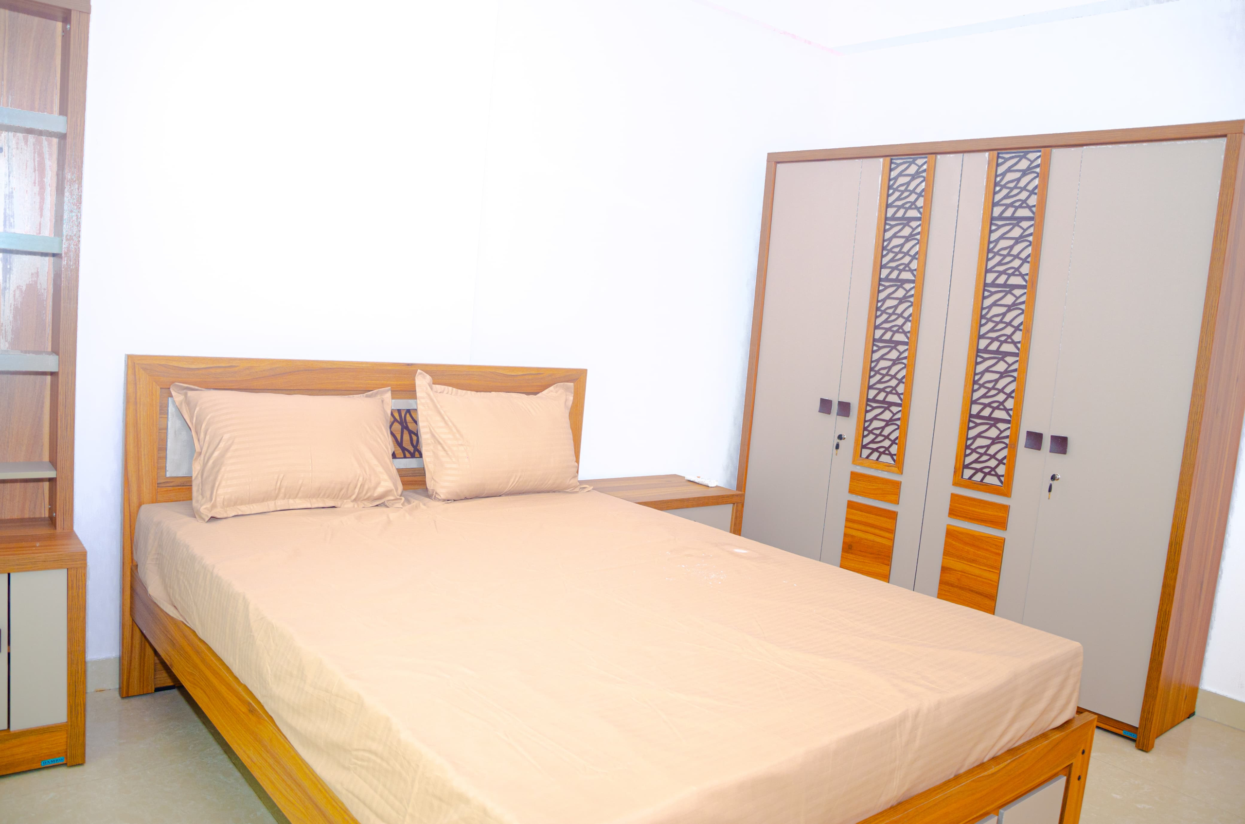 WhatsApp Image 2024-07-25 at 22.23.08 (1) Iconic Super Luxury Duplex Apartment For Rent in Rajagiriya