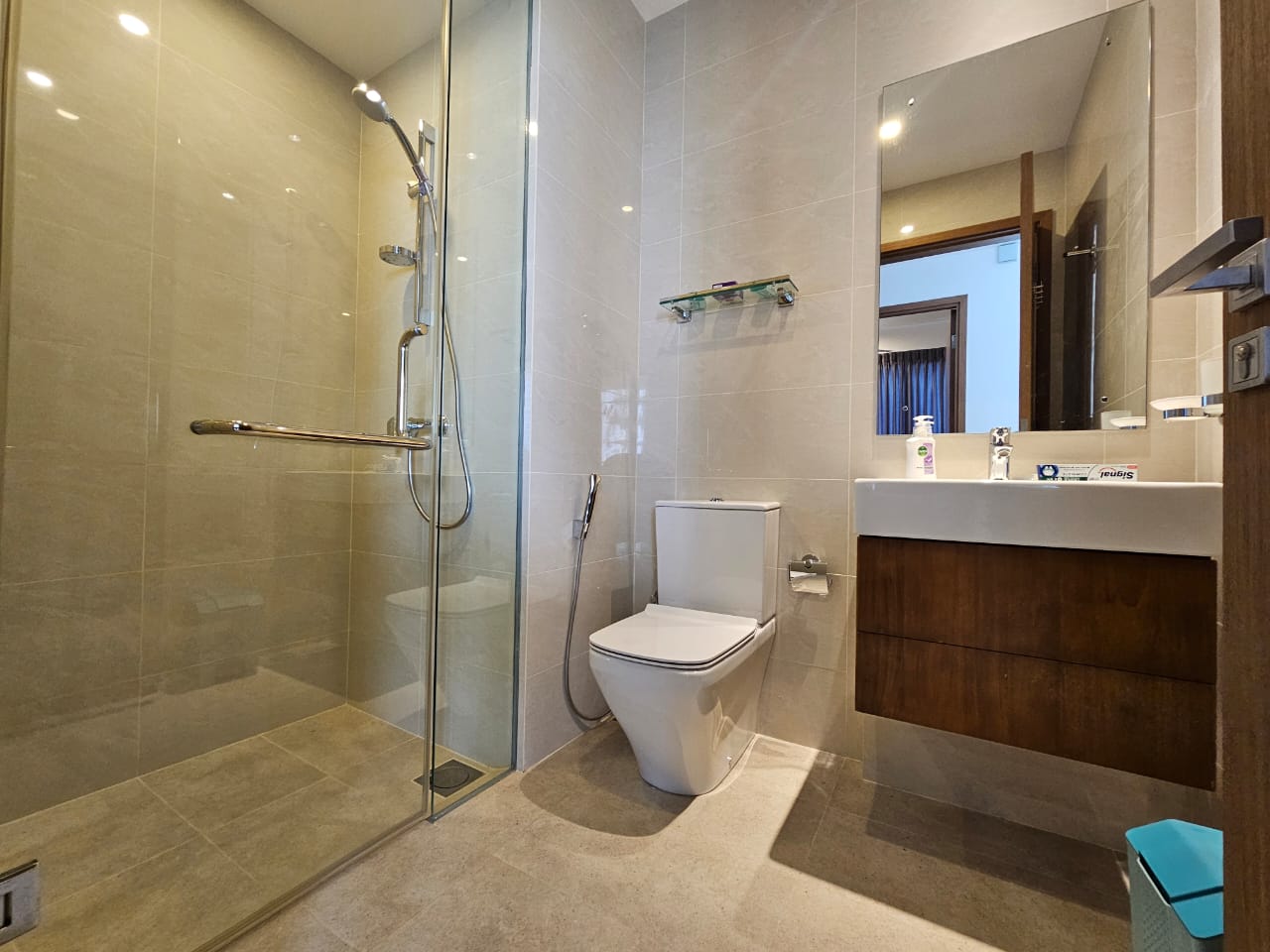 Capitol TwinPeaks 2BR Apartment For Rent in Colombo 02