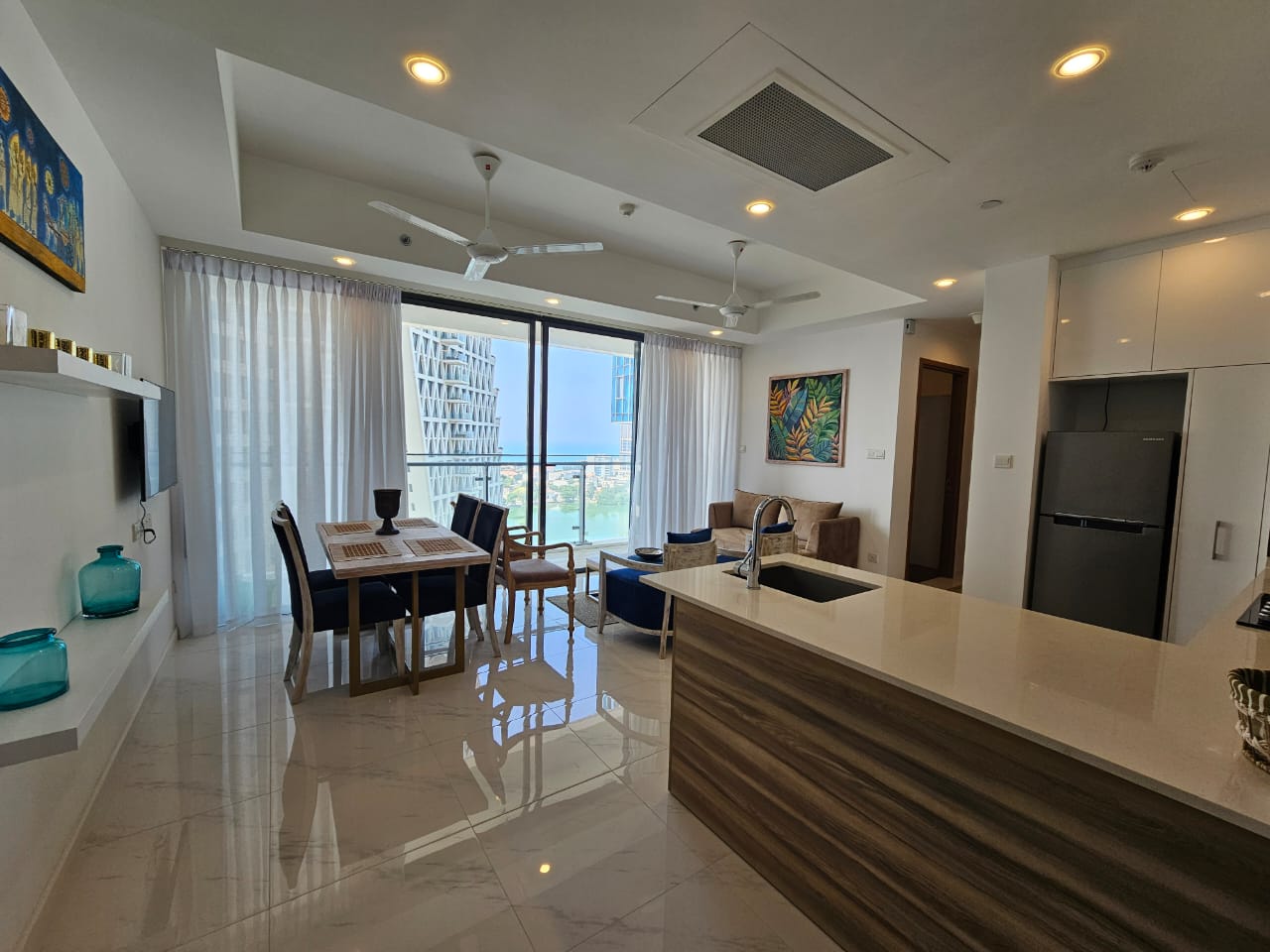 Capitol TwinPeaks 2BR Apartment For Rent in Colombo 02