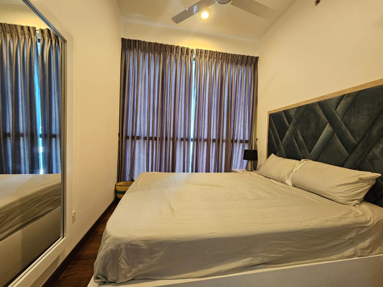Capitol TwinPeaks 2BR Apartment For Rent in Colombo 02