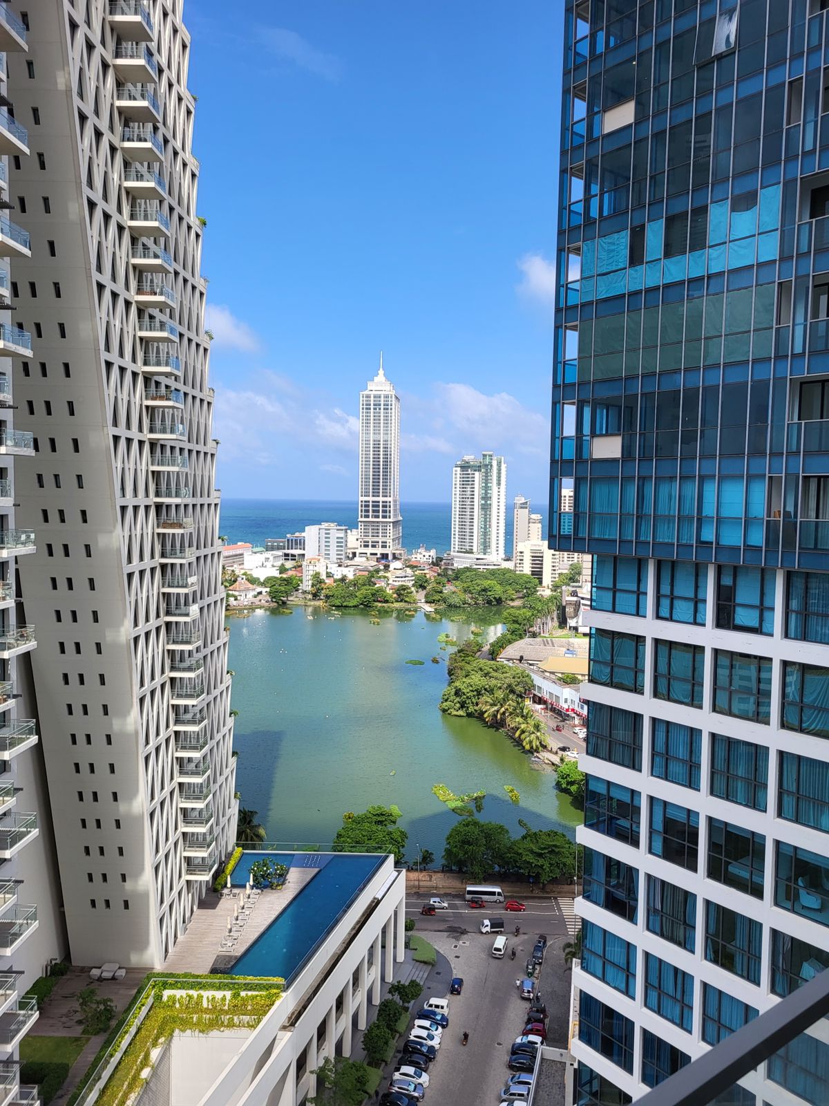 Capitol TwinPeaks 2BR Apartment For Rent in Colombo 02