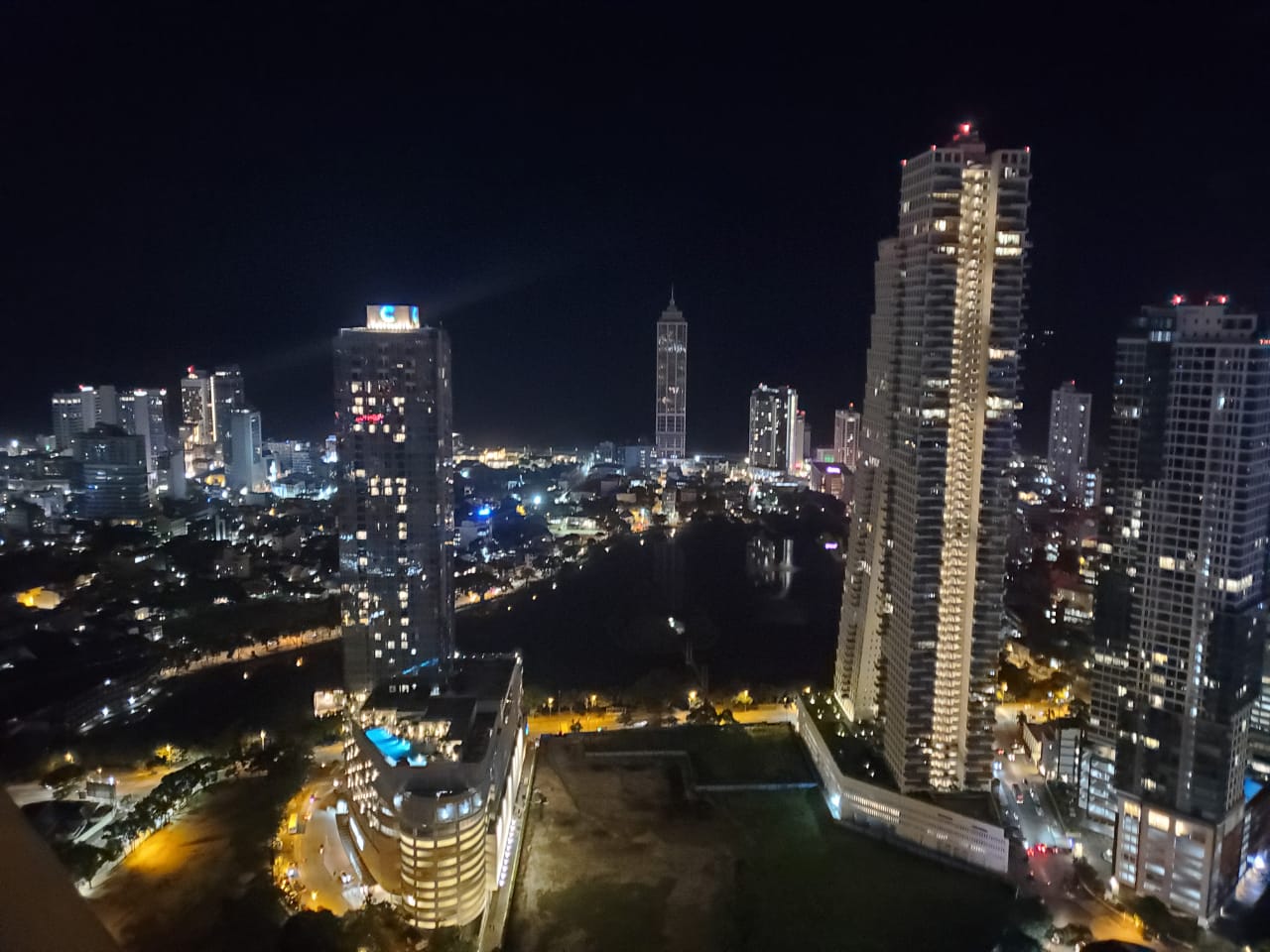 WhatsApp Image 2024-08-23 at 16.53.39 Tri-Zen Furnished Brand New Apartment for Rent in Colombo 2