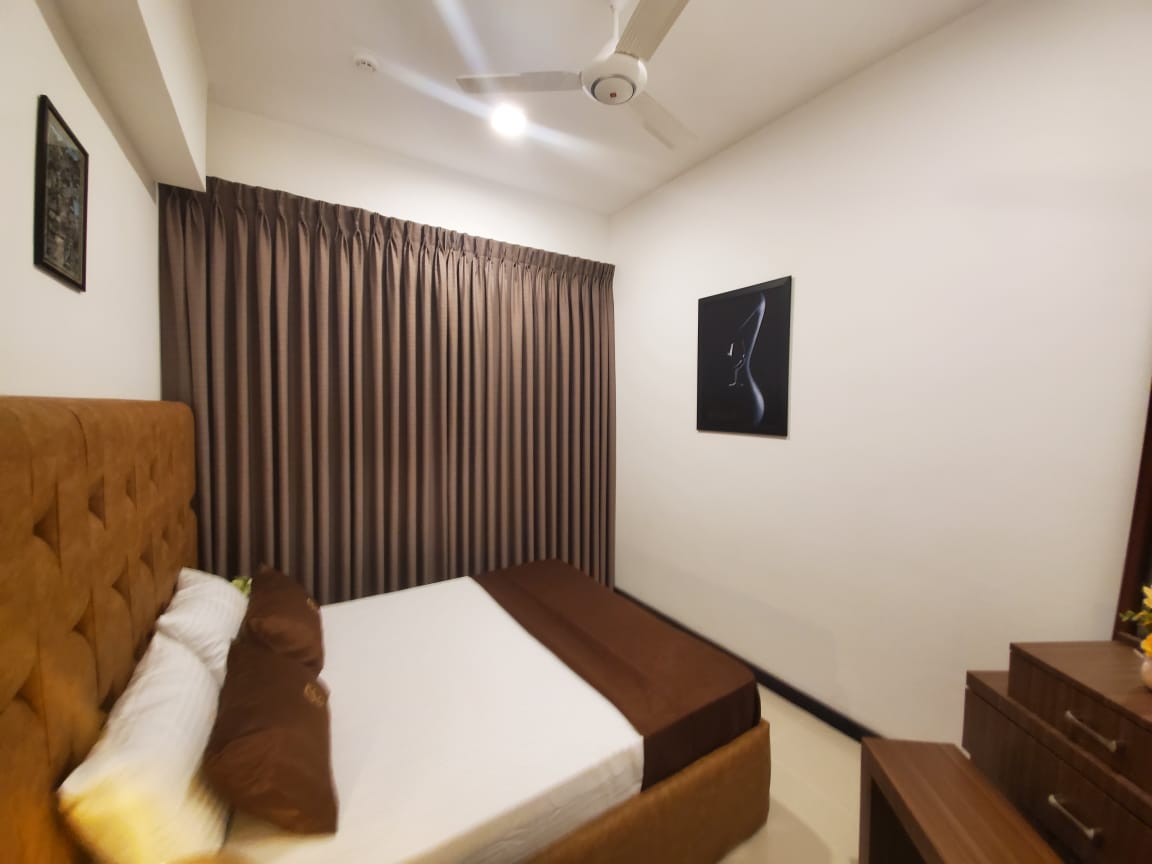 WhatsApp Image 2024-08-23 at 16.53.46 (1) Tri-Zen Furnished Brand New Apartment for Rent in Colombo 2