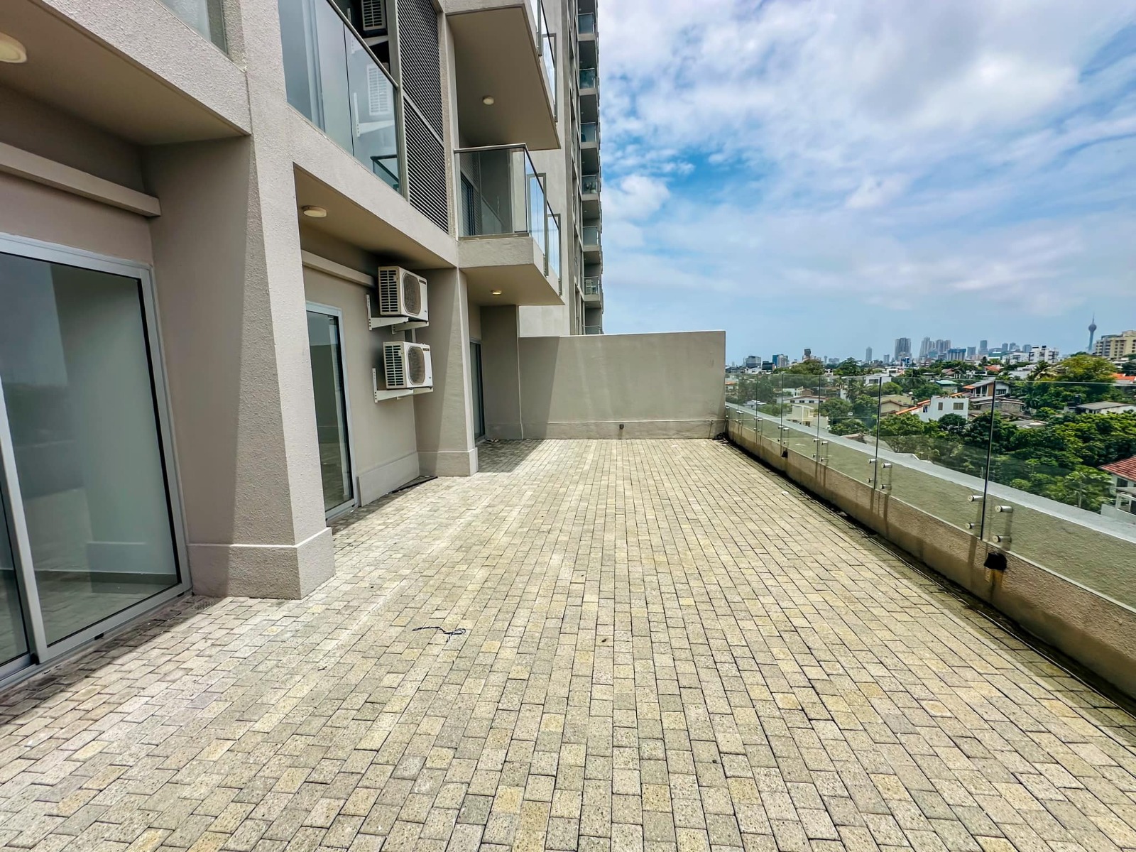 WhatsApp Image 2024-08-09 at 11.12.42 (1) Iconic Galaxy Private Garden Apartment For Sale in Rajagiriya