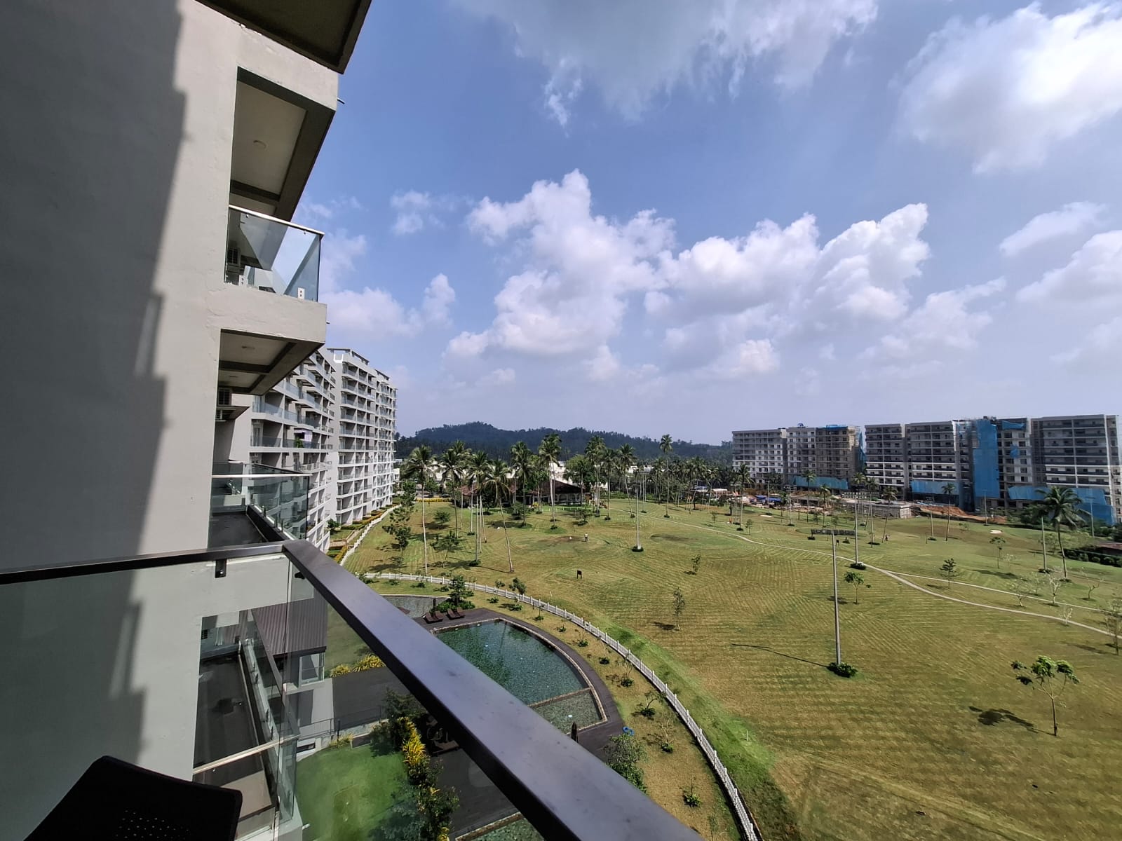 WhatsApp Image 2024-12-01 at 11.21.10 (2) Canterbury Golf Furnished 2BR Apartment for Sale in Piliyandala