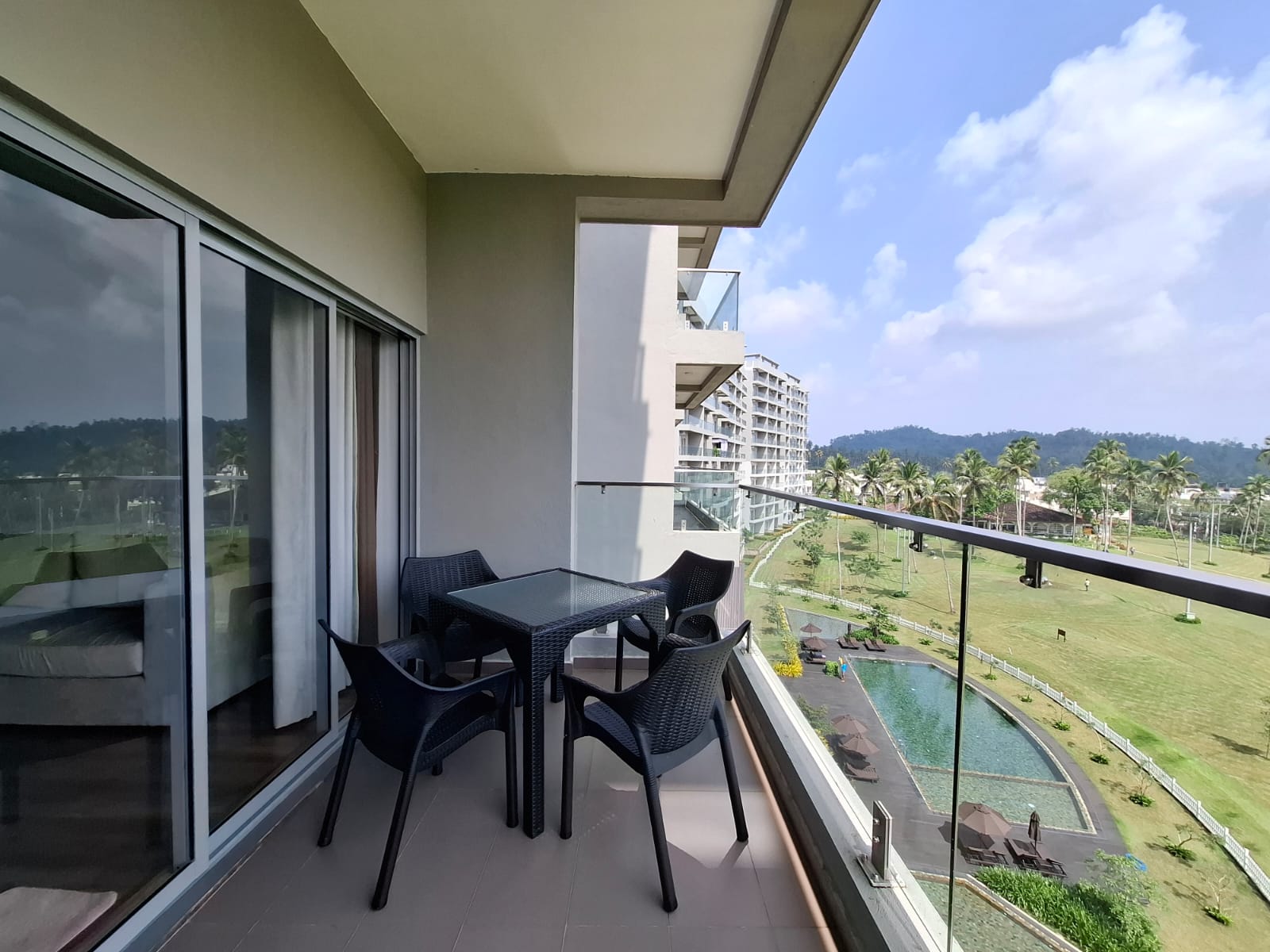 WhatsApp Image 2024-12-01 at 11.21.11 Canterbury Golf Furnished 2BR Apartment for Sale in Piliyandala
