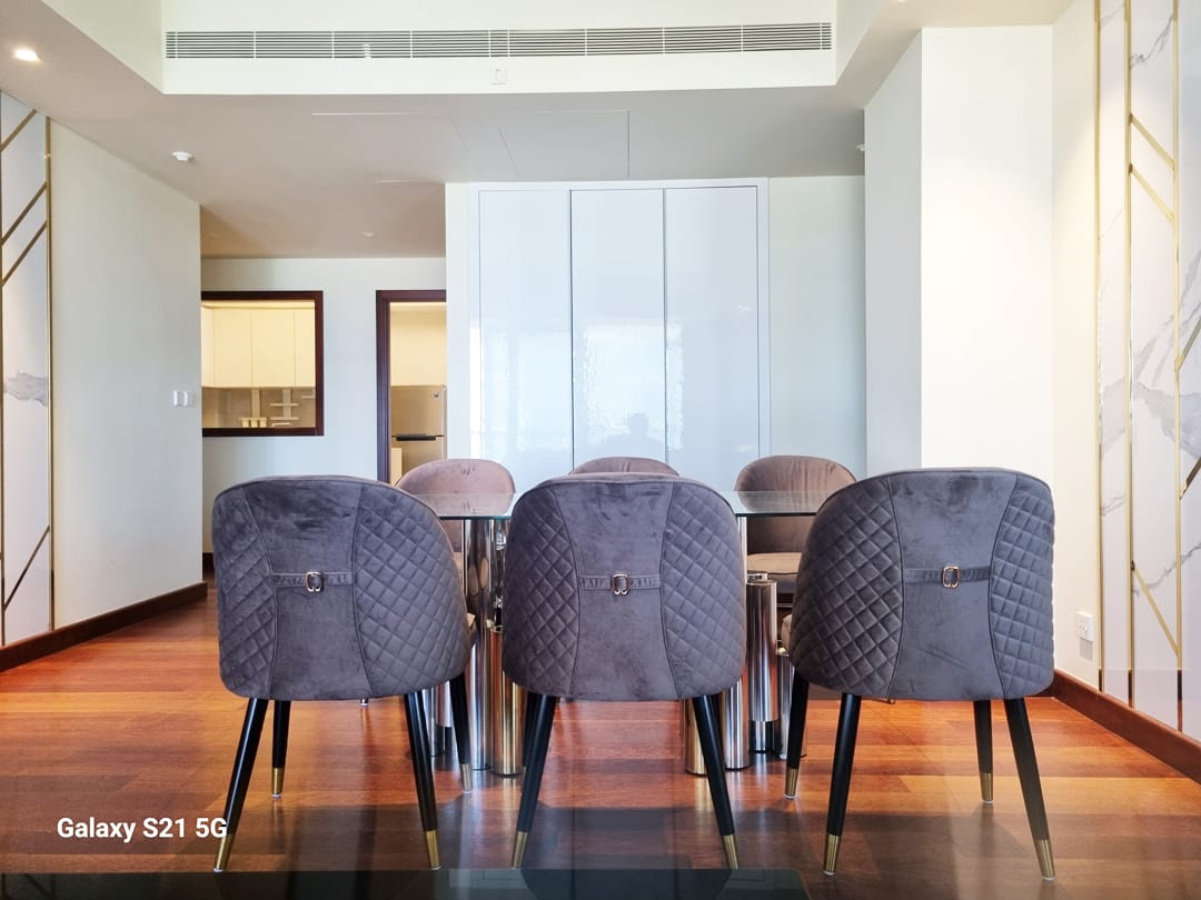 WhatsApp Image 2024-12-01 at 22.41.03 Cinnamon life 2BR Apartment For Sale in Colombo 2