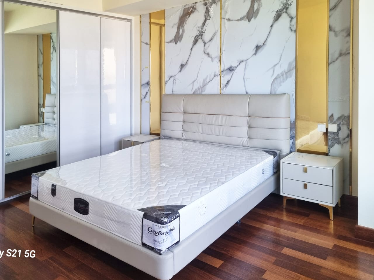 WhatsApp Image 2024-12-01 at 22.41.06 (2) Cinnamon life 2BR Apartment For Sale in Colombo 2