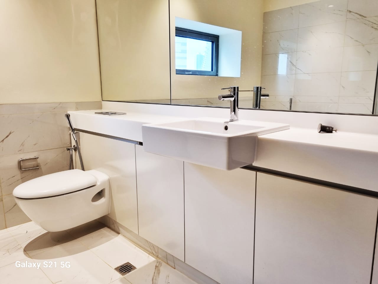 WhatsApp Image 2024-12-01 at 22.41.08 Cinnamon life 2BR Apartment For Sale in Colombo 2