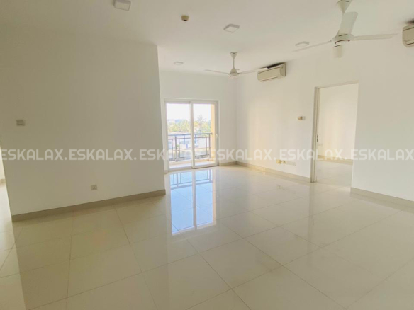 Brand New 3BR Apartment For Rent in Koswatta