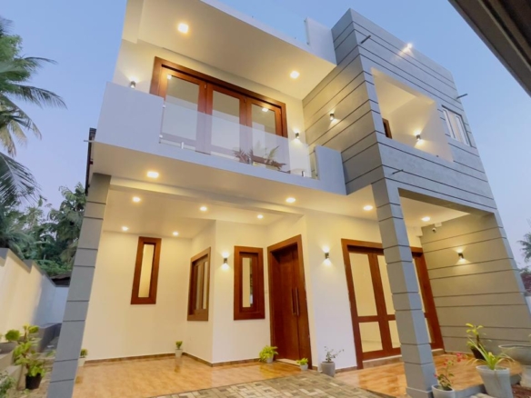 Brand-New, Architect-designed Luxury House For Sale in Athurugiriya
